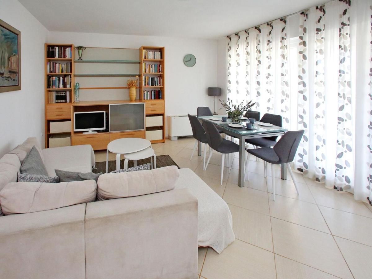 Sun-Kissed Apartment In Bibinje With Garden Εξωτερικό φωτογραφία