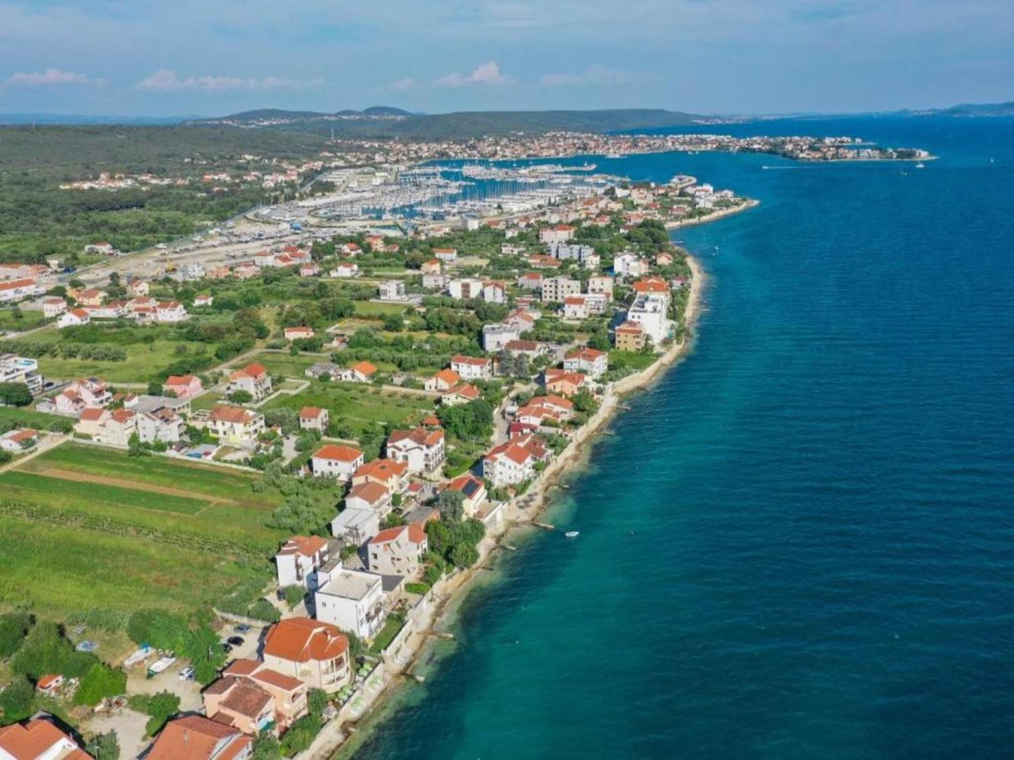 Sun-Kissed Apartment In Bibinje With Garden Εξωτερικό φωτογραφία